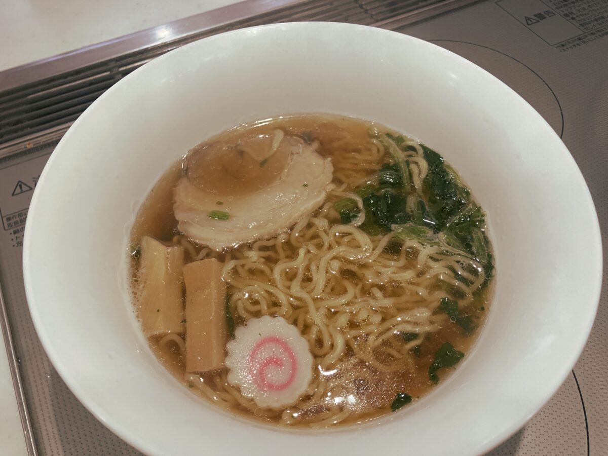 調理した田中製麺のラーメン